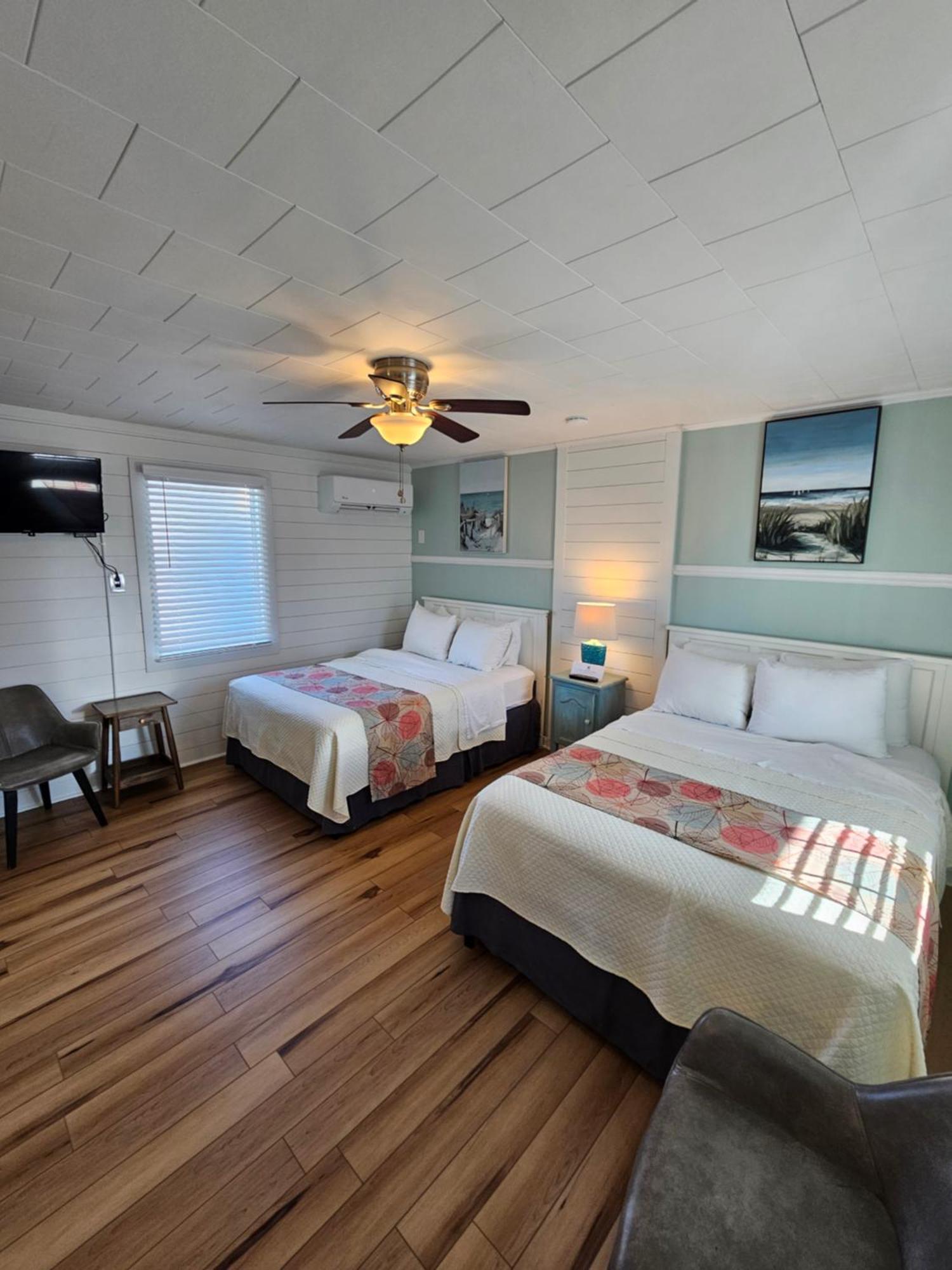Island And Obx Motel *