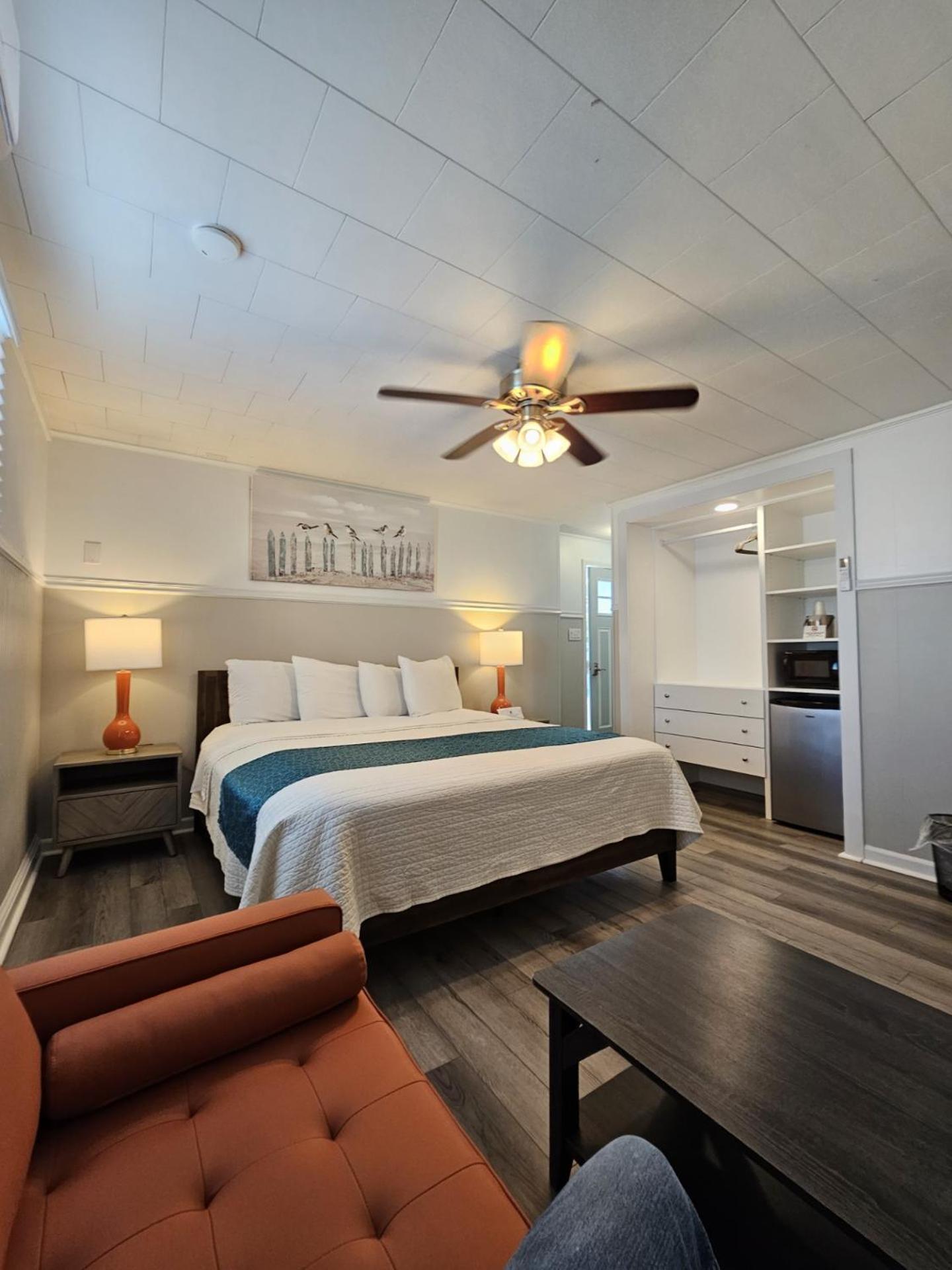Island And Obx Motel *
